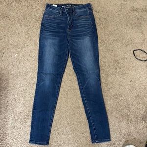 dark wash American Eagle jeans